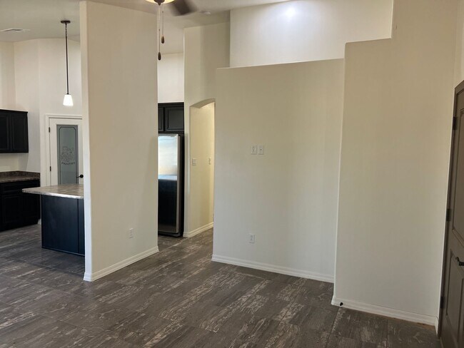 Photo - 3 Bedroom 2 Bath Home with fencing in San ...