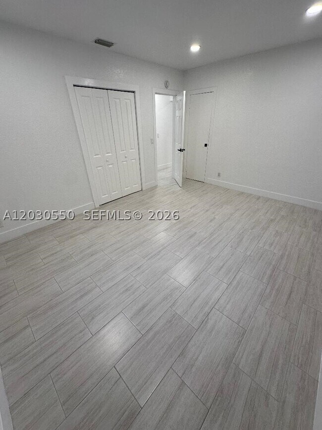 Photo - 2750 Washington St