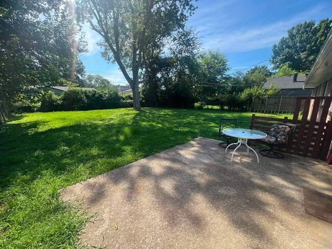 Photo - 2529 Lewis Ln