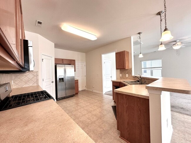 Photo - **MOVE IN SPECIAL!**Beautiful 3BR/2.5BA Home in Charlotte!