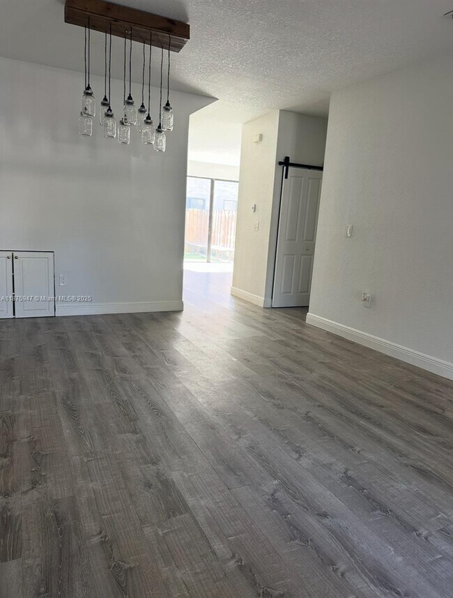 Photo - 11370 SW 236th St