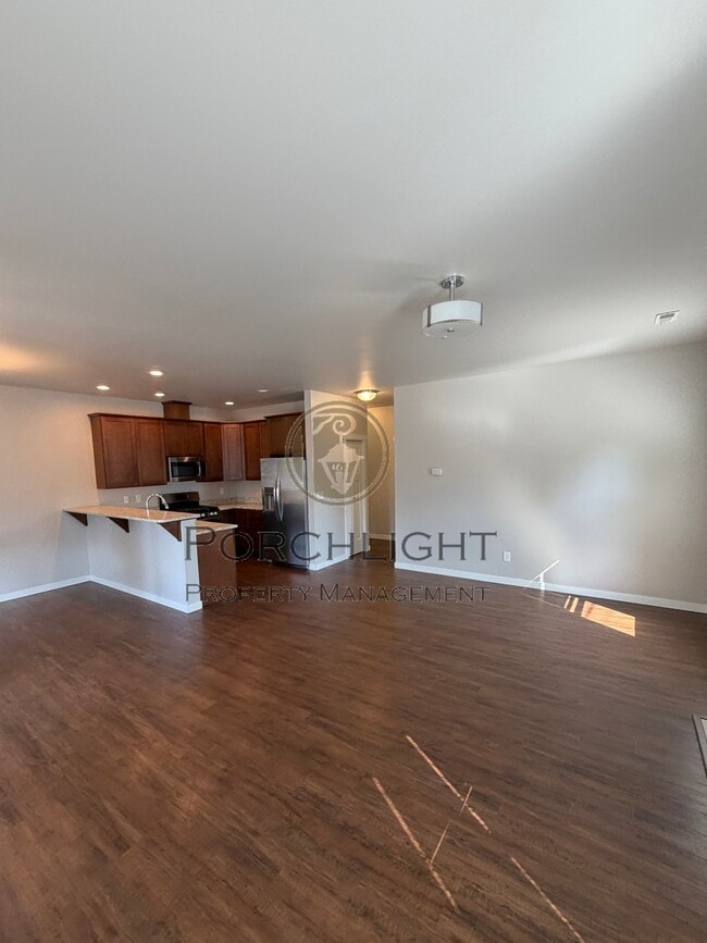 Photo - 600 Pioneer Ct