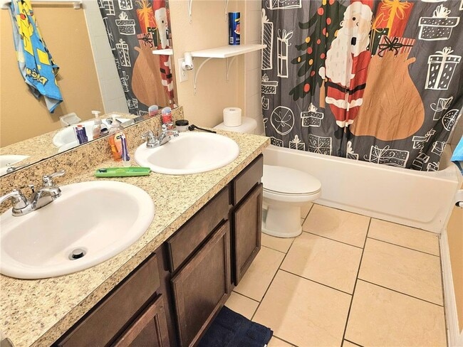 Photo - 343 Ardmore St