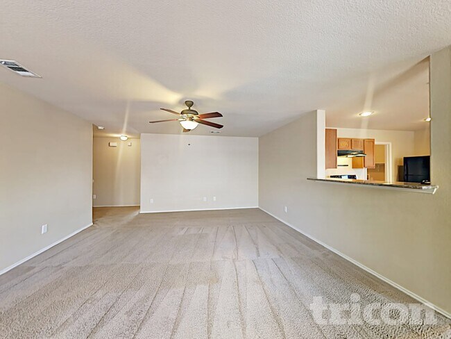 Photo - 7028 Derbyshire Dr