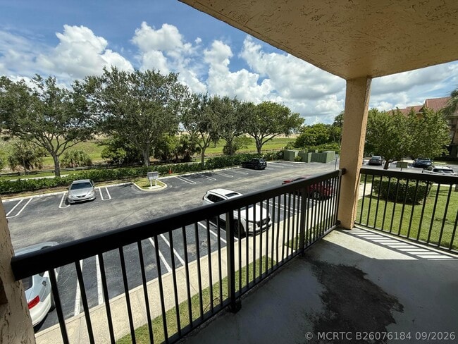 5821 Riverside Dr Unit 203 B