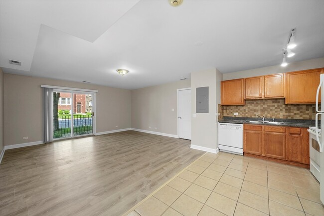 Photo - 3423 Ridgeland Ave Unit 101