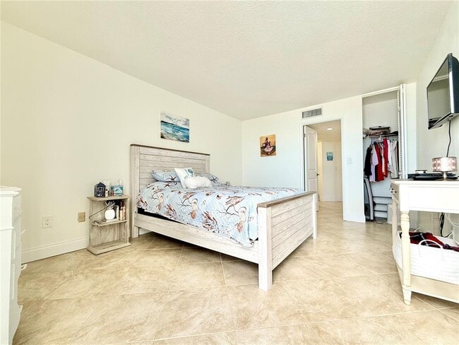 Photo - 3047 S Atlantic Ave Unit 305