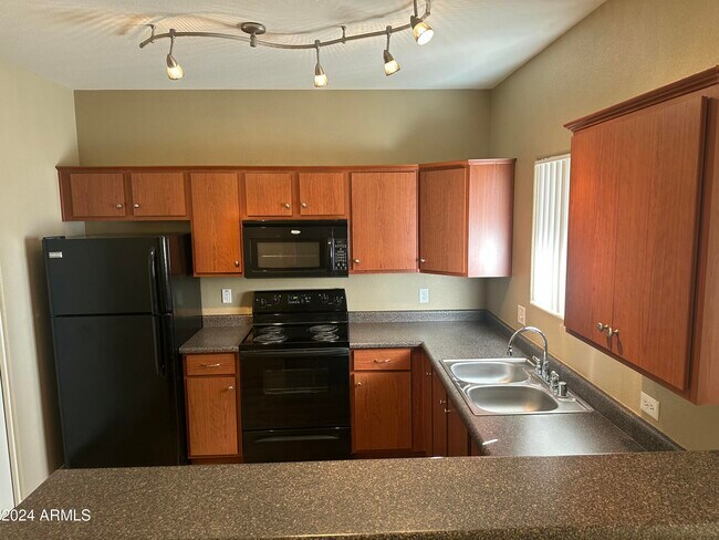 Photo - 1941 S Pierpont Unit 2134