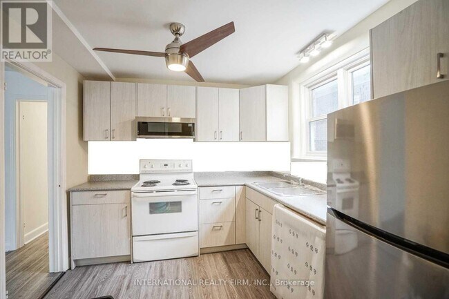 Photo - 295 Indian Grove Unit 1
