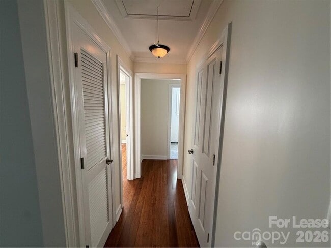 Photo - 637 Hartness Rd