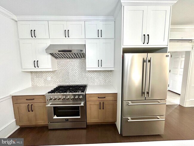 Photo - 571 N Newtown Street Rd