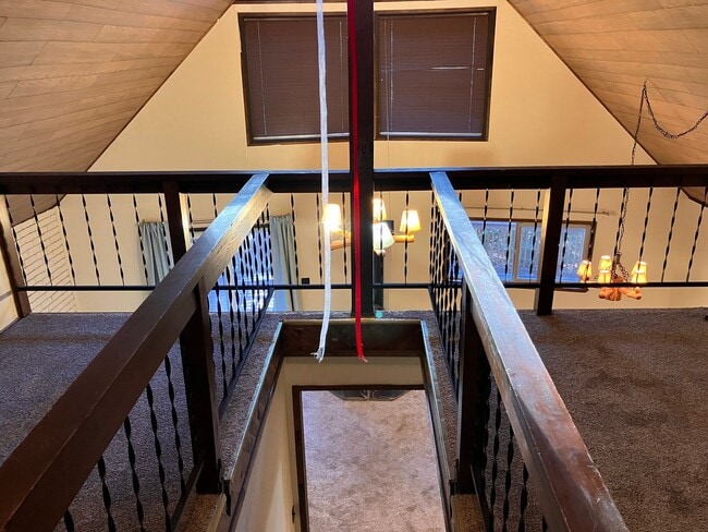 Photo - 2 Level cabin in a quiet wooded neighborhood