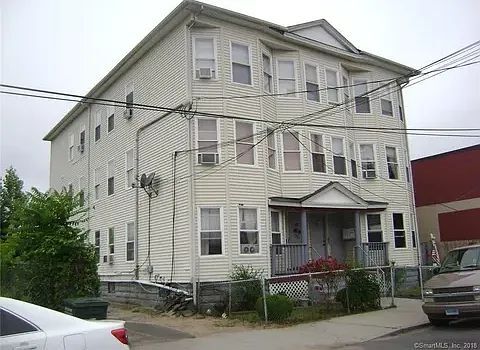Photo - 165 Lee Ave Unit #2R