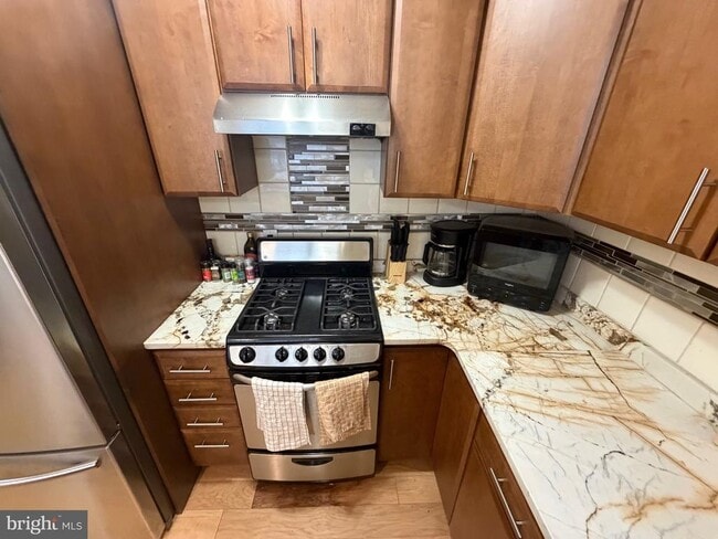 Photo - 950 25th St NW Unit 116N