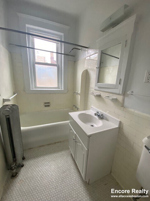 Photo - 87 Winchester St Unit 5