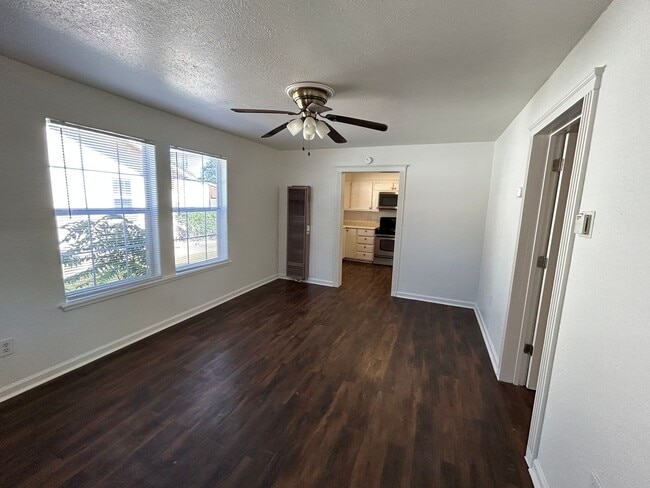 Photo - Cozy 1 bedroom 1 bath