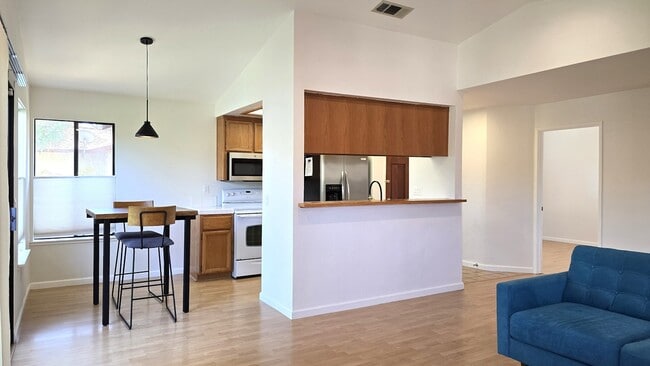 Photo - 38715 Huntington Cir