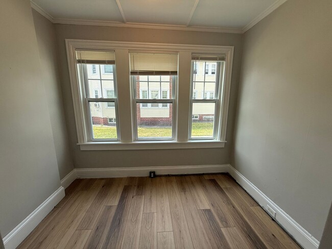 Photo - 127 Westford St