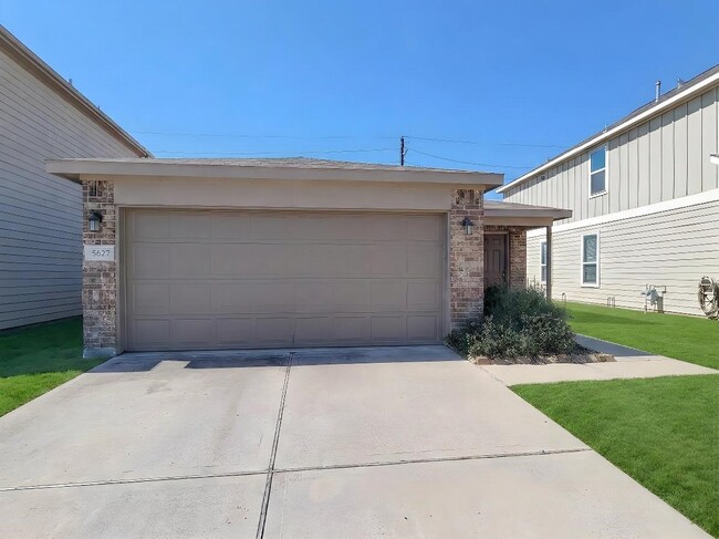 Photo - 5627 Savanna Pasture Rd