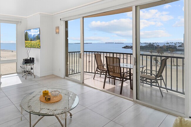 Photo - 850 E Ocean Blvd Unidad 605