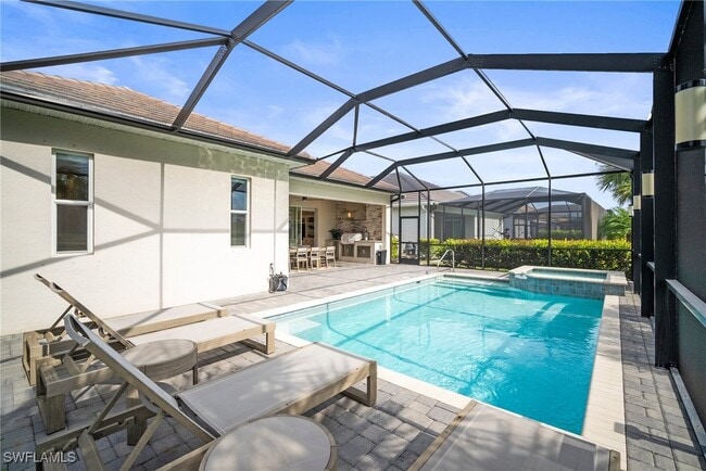 Building Photo - 15871 Leaning Pine Ln