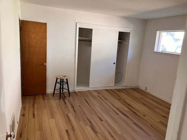 Photo - LA636-Bateman Unit #3