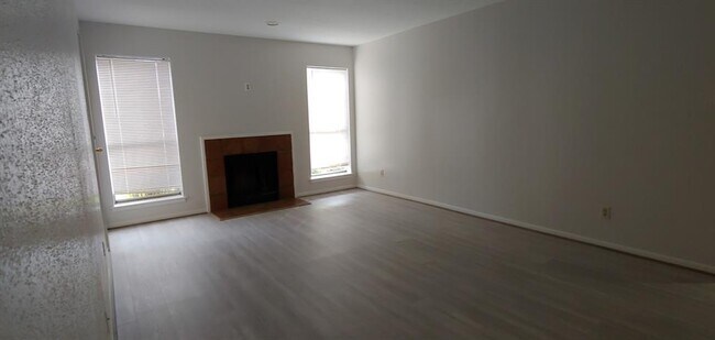 Photo - 10202 Forum Park Dr