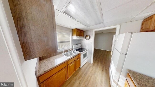 Photo - 150 Dunlap Rd