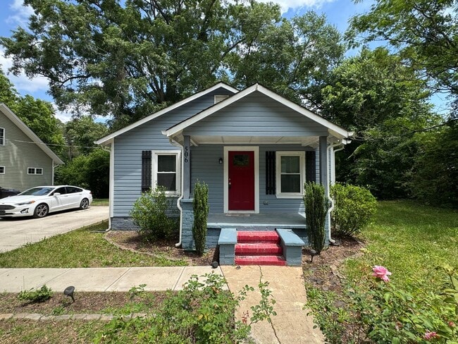 Photo - 506 N Hill St Casa
