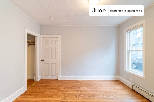 Photo - Room in Shared 3 bed/1 bath home Unidad C