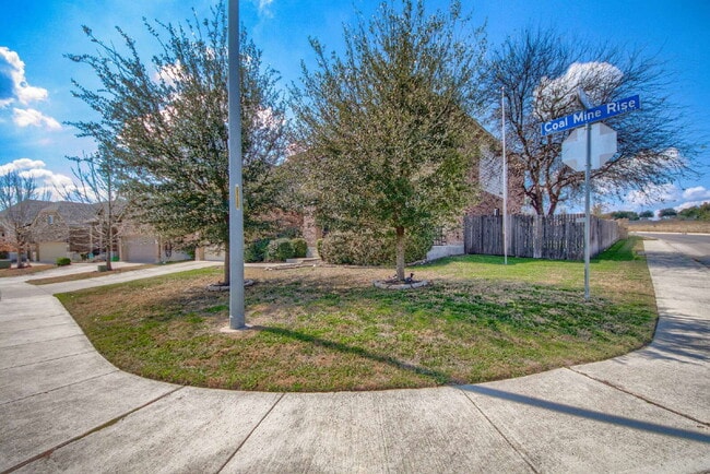 Photo - ****Go Big, Then Come Home to Comfort and Style!****