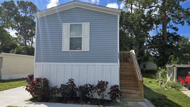 Building Photo - 4401 Hitzing Ave