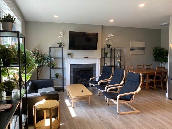 Photo - 1200 Strathmore St Unit 8