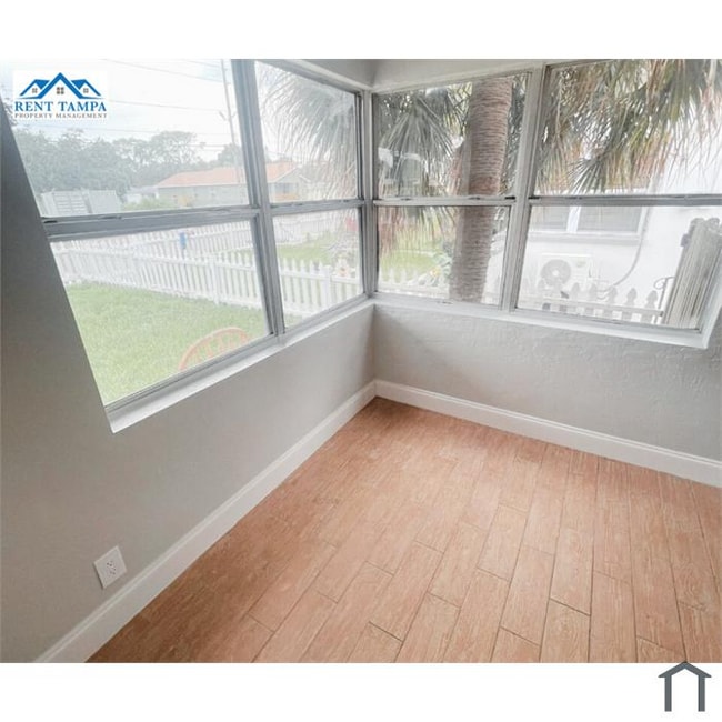 Photo - 761 22nd Ave S Unidad A