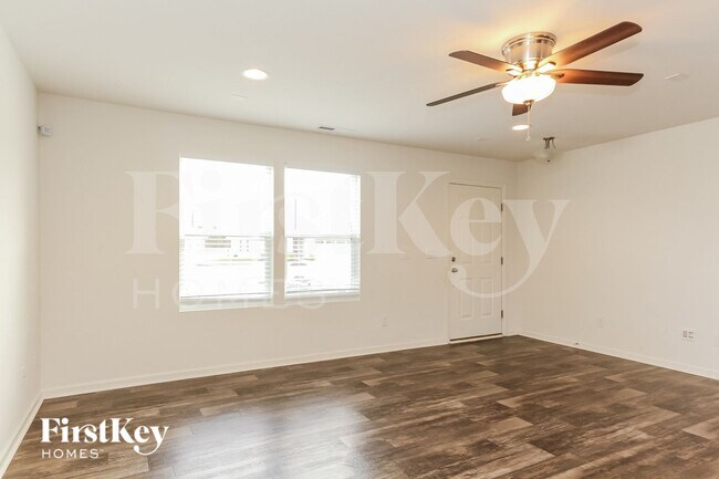 Photo - 147 Hidden Lakes Rd