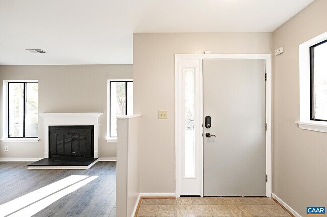 Photo - 964 Sutton Ct