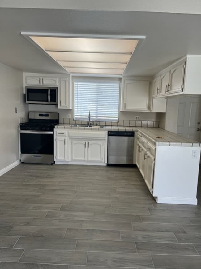 3524 Ashe Rd Unit 3524-A