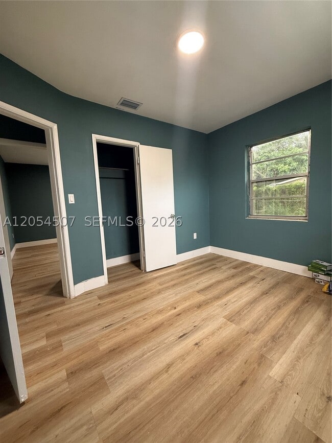 Photo - 2409 2nd Ave SE