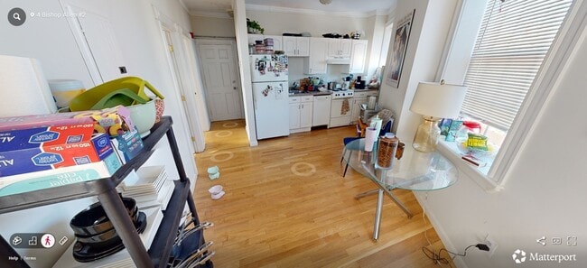 Photo - 8 Bishop Allen Dr Unit 2