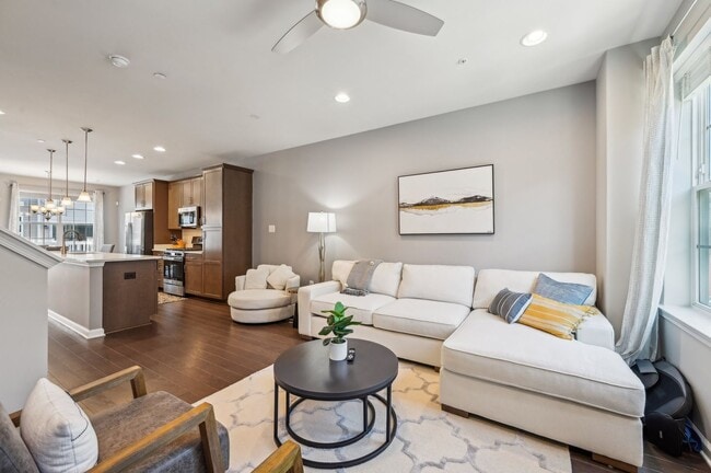 Photo - Decatur Unit Upper