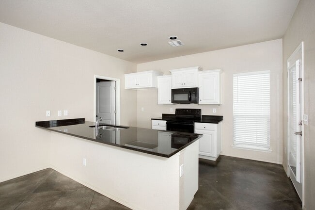 Photo - Built in 2018 3bedrooms 2bathrooms CH/A