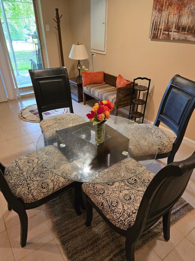Dinning Table - 1921 Spruce Dr NW Unit C