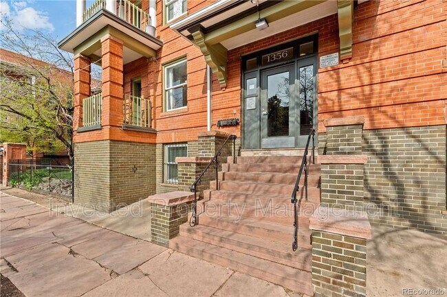 1356 N Pearl St - 1356 N Pearl St Unit Apt B2