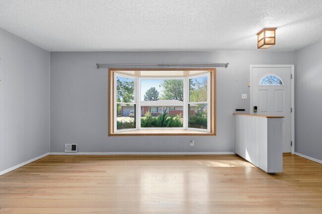 Photo - 3705 W Eastman Ave