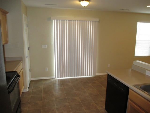 Photo - 802 Sunrise Dr