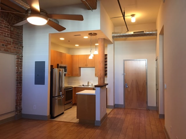 American Tobacco Apartments (Old Bull/Noell)