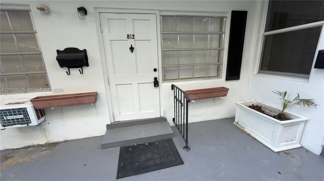 Building Photo - 808 84th St Unit 812