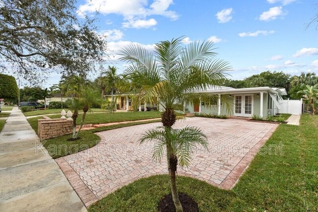 Photo - 214 Seville Rd