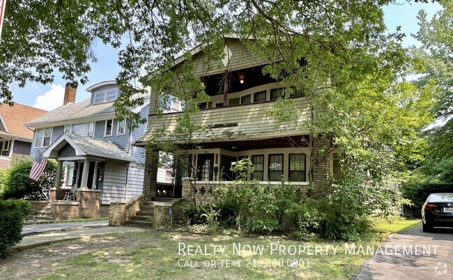 Building Photo - 1647 Hillcrest Rd Unit 1647 Hillcrest 3 Rental
