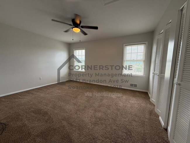 Photo - 6500 Carefree Ln Unit Apt 13